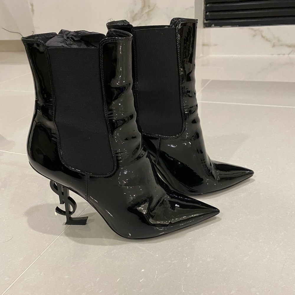 Saint Laurent Opyum Boots